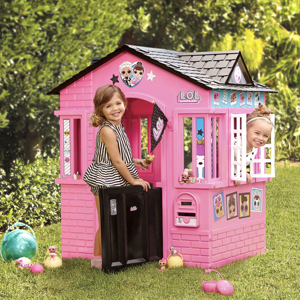 lol doll house outside