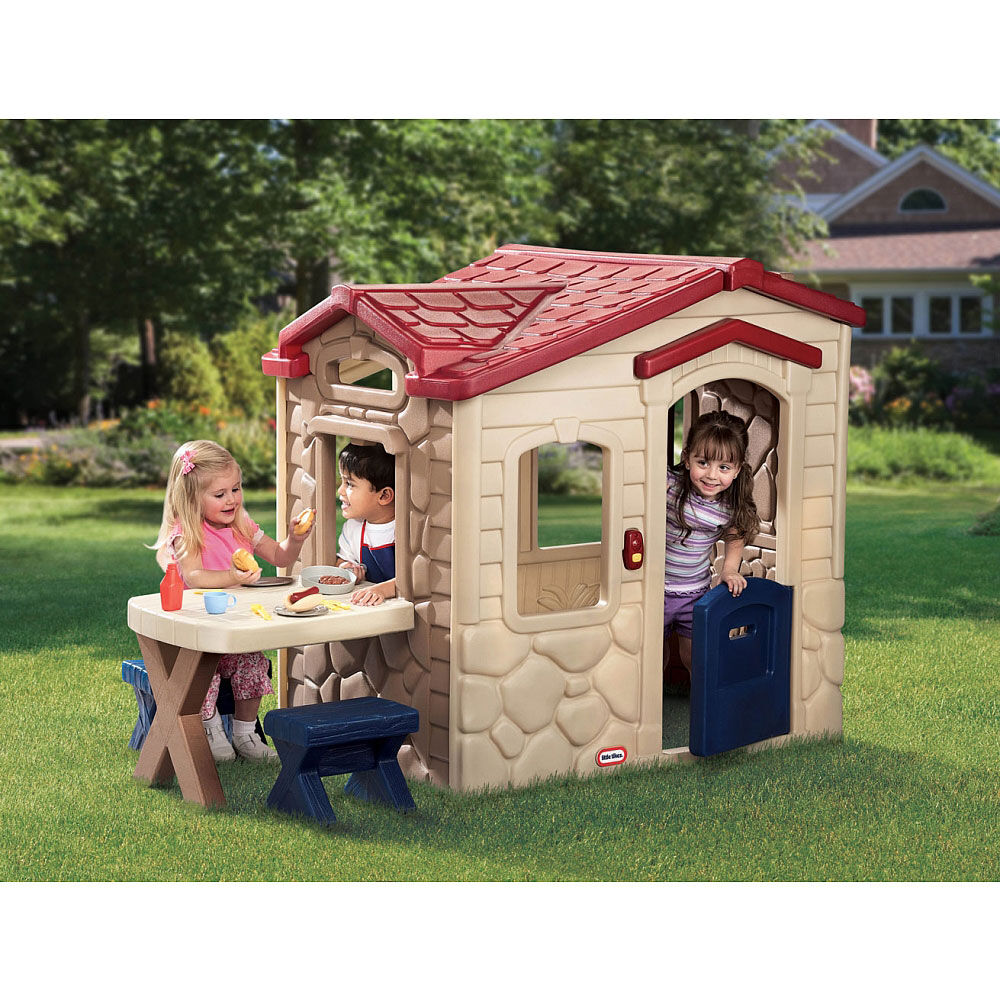 little tikes playhouse with water table