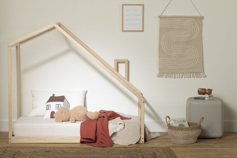 Sweedi Toddler House Bed Chimney Natural
