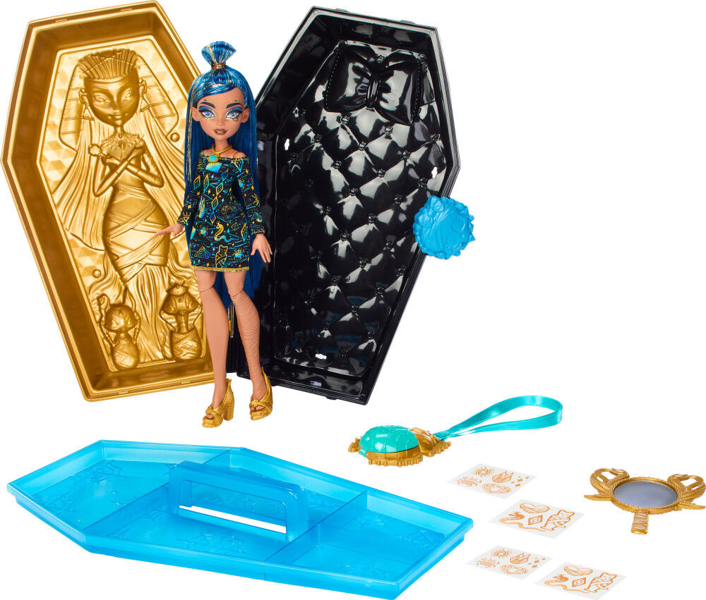Monster High Cleo De Nile Doll and Boo-Jeweled Beauty Case with