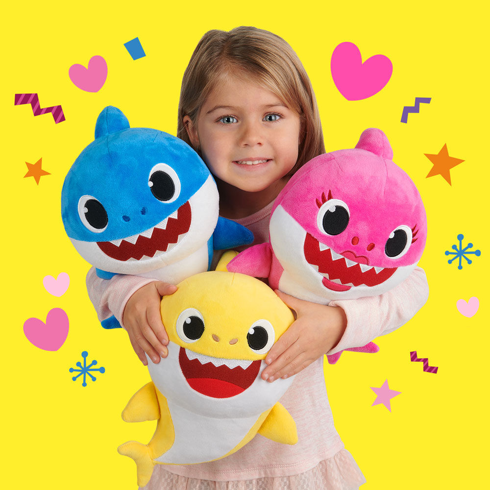 Pinkfong daddy shark official deals singing plush