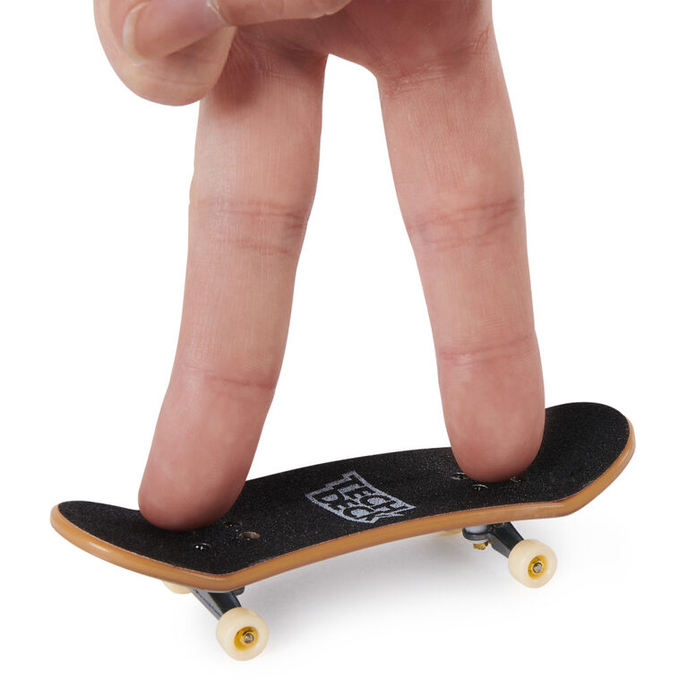 Tech Deck, Flip N' Grind X-Connect Park Creator, Coffret rampe à construire et à personnaliser avec fingerboard exclusif