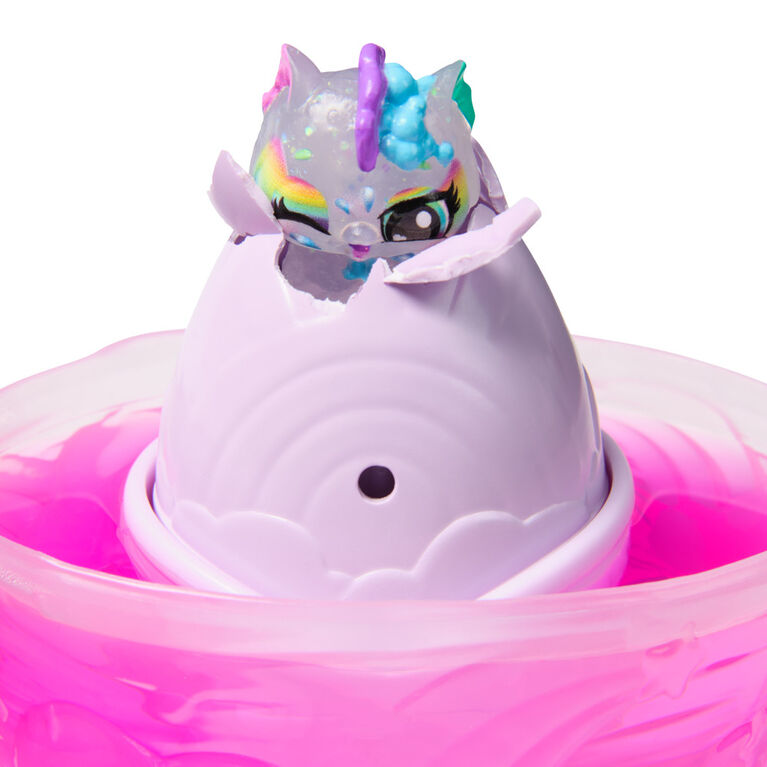 Hatchimals Alive, Rainbow Splash, Boîte surprise, pack de 1, (les modèles peuvent varier), oeuf qui entraîne un changement de couleur