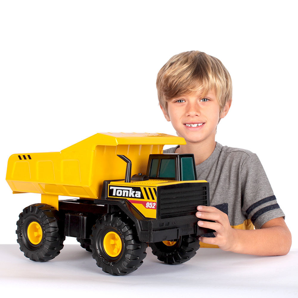 Metal tonka deals toys