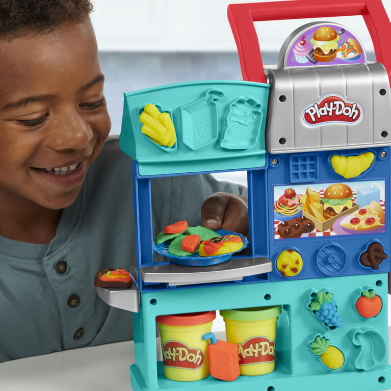 Play-Doh Kitchen Creations Busy Chef's Restaurant Kitchen Playset