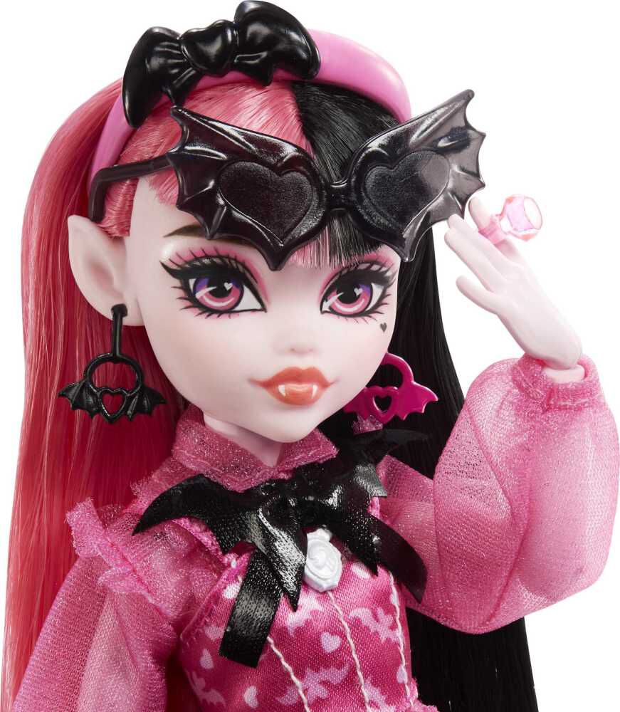 Monster High Draculaura Doll | Toys R Us Canada