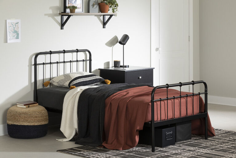 Vito Twin Metal Complete Bed Pure Black