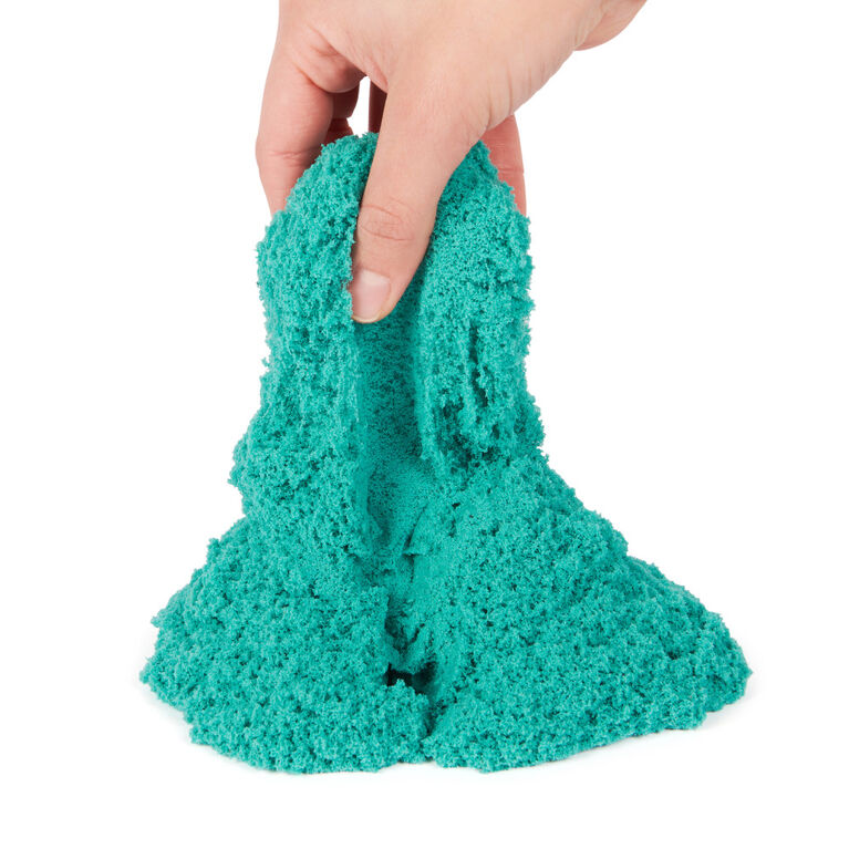 Kinetic Sand, Castle Case with 1lb Teal Play Sand, Multipurpose Play Space  and Storage Container, Sensory Toys for Kids Ages 3 and up