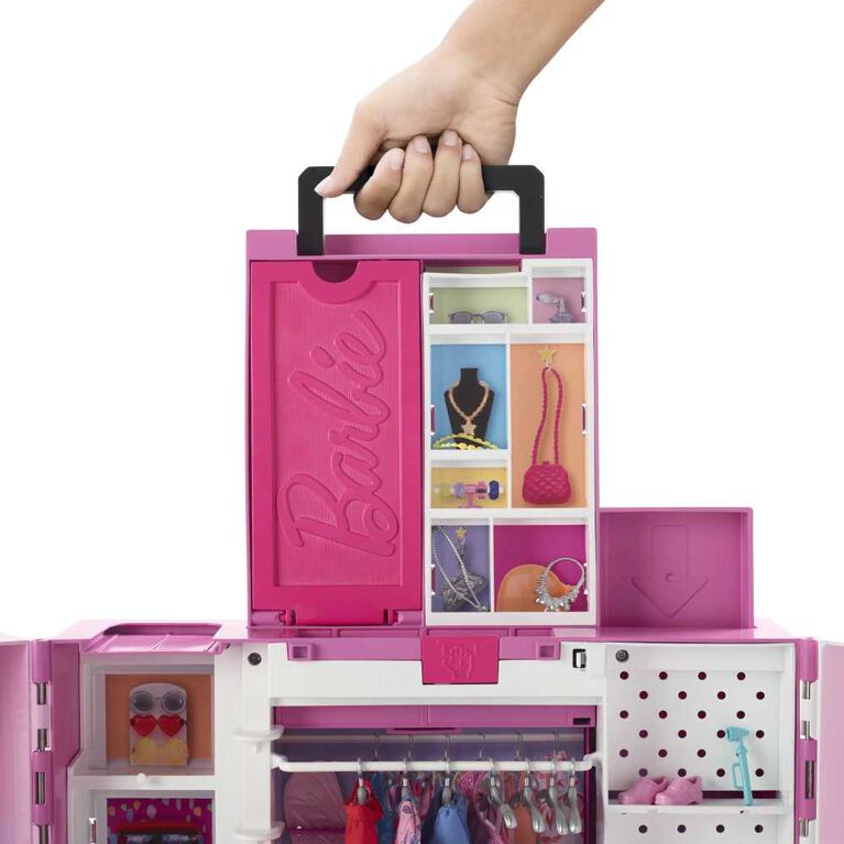 Barbie Closet Playset with 35+ Accesories, 5 Complete Looks, Pop-Up 2nd  Level, Full Length Mirror, Laundry Chute, Dream Closet