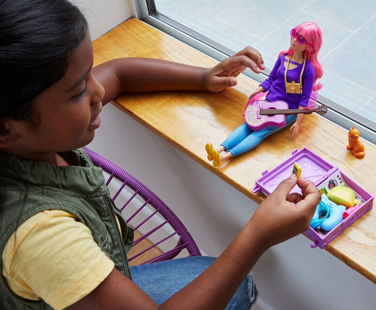 barbie dreamhouse adventures daisy doll