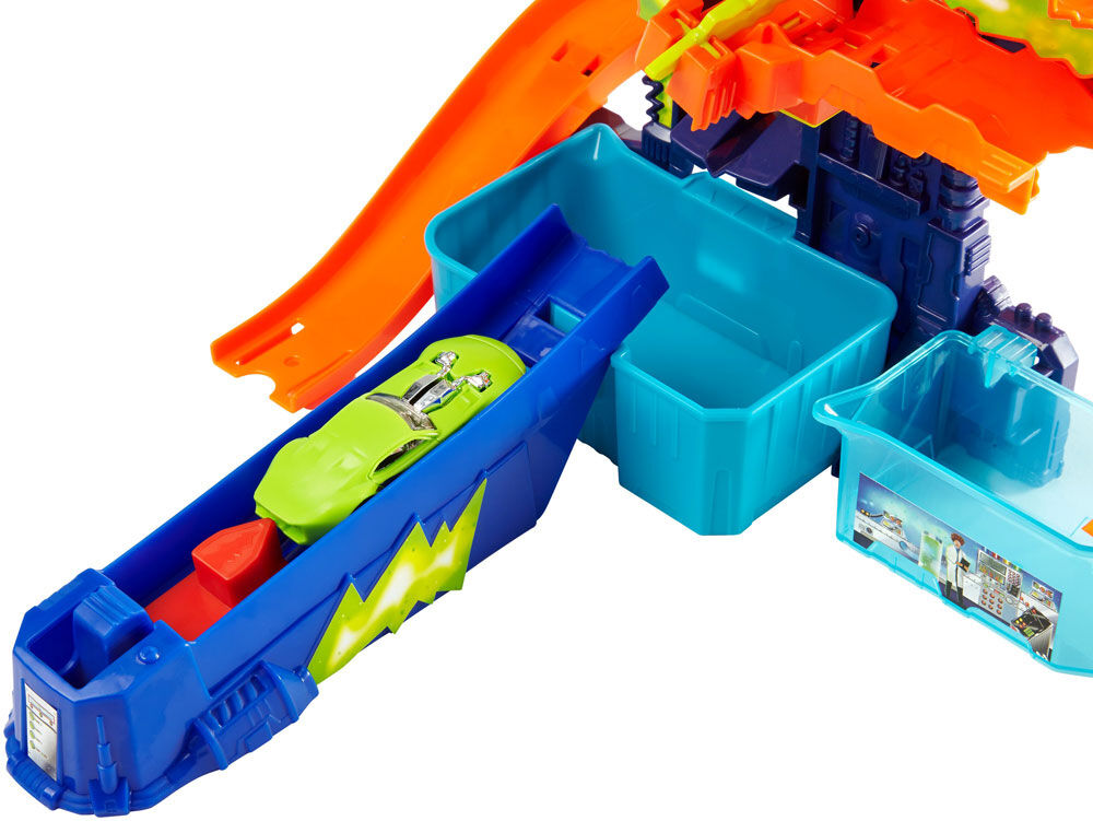 Hot Wheels Color Shifters Color Splash Science Lab Playset