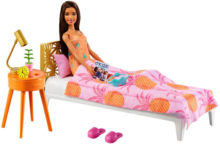 Lit de poupée Barbie 2 places GIRLY avec 2 tables de nuit