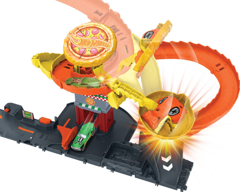 Hot Wheels Pizza Slam Cobra Attack